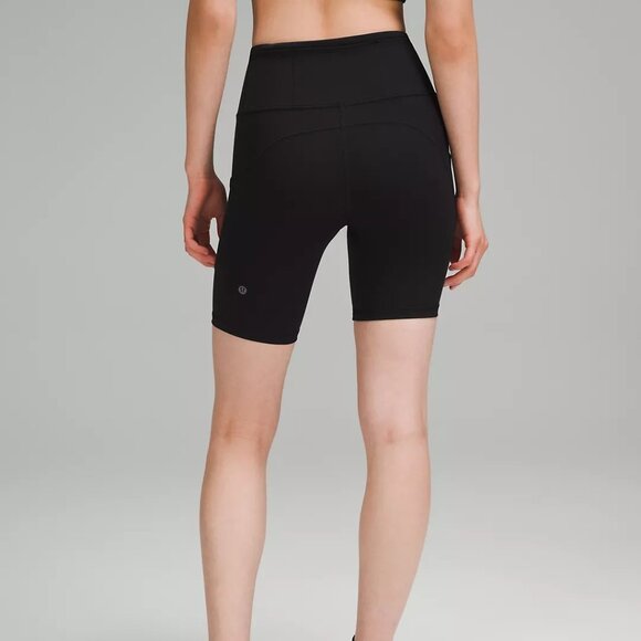 Lululemon Fast and Free High Rise Short 8" in Black - Picture 3 of 8